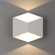 000000687341.jpg