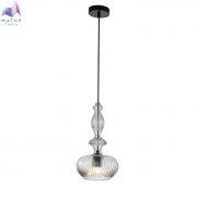 000000820624.jpg